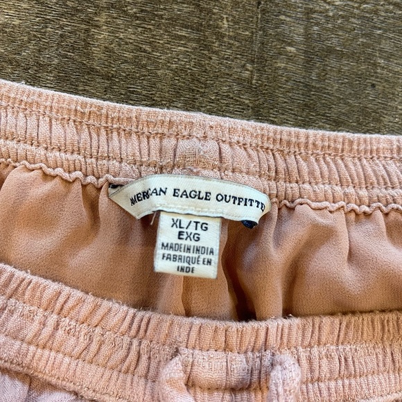 AE pink short shorts - Picture 2 of 6